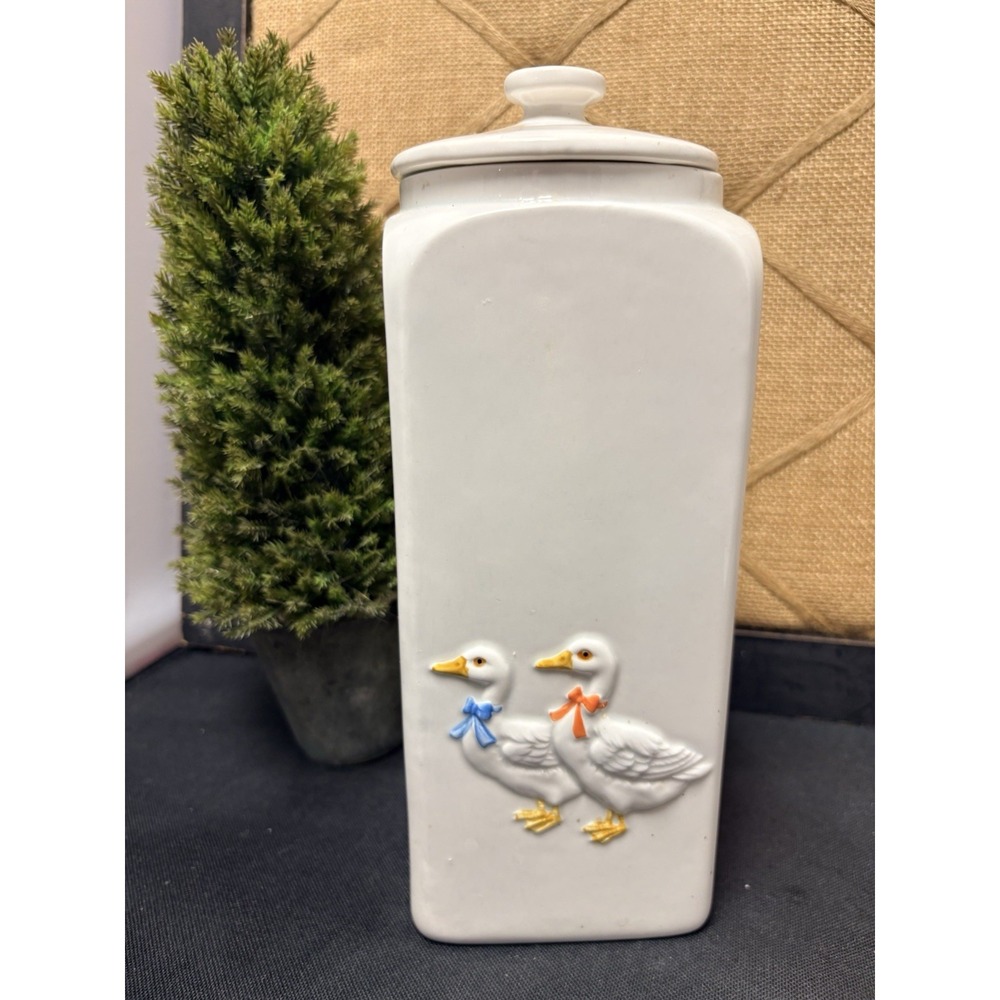 Otagiri Ceramic Duck Cookie Jar / Canister With Lid Cottagecore